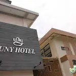 Uny Hotel